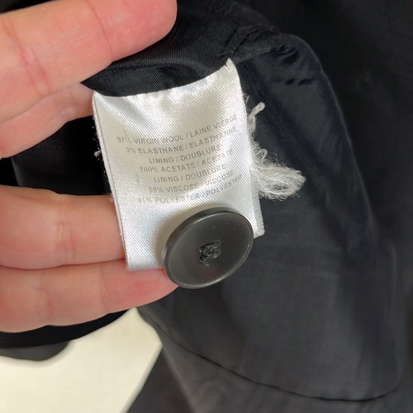 Judith & Charles 6 Pocket Cocktail Blazer - Picture 9 of 9